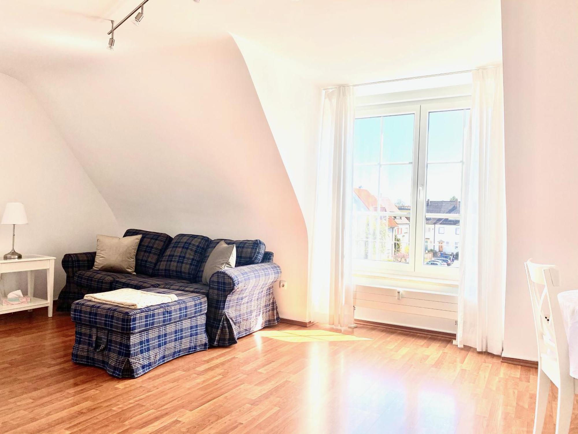 Ferienwohnung Super Zentral Begehrte Wohnlage Parkplatz Vor Haus Nürnberg Exterior foto
